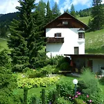 Hotel Garni Zerzer Serfaus