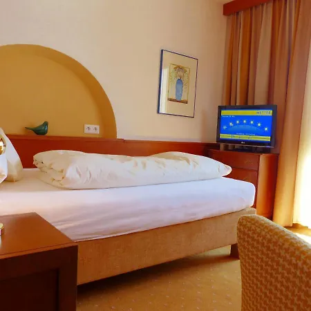 Garni Zerzer Hotel Serfaus
