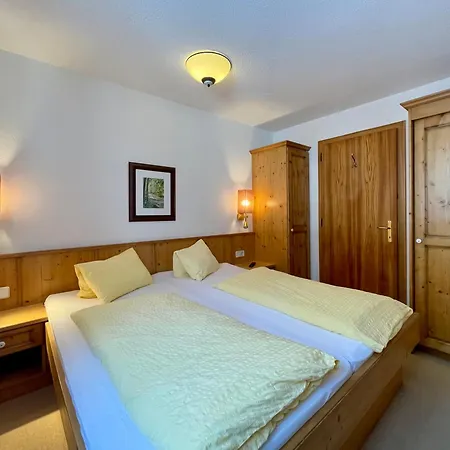 Garni Zerzer Hotel