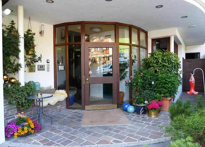 Garni Zerzer Hotel Serfaus