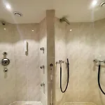 Hotel Garni Zerzer 4*