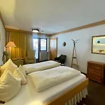 Garni Zerzer 4* Serfaus