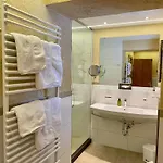 Hotel Garni Zerzer 4*