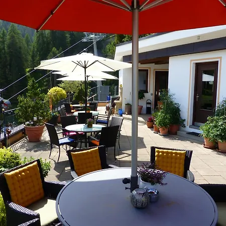 Garni Zerzer Отель 4*