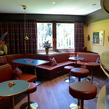 Hotel Garni Zerzer Serfaus