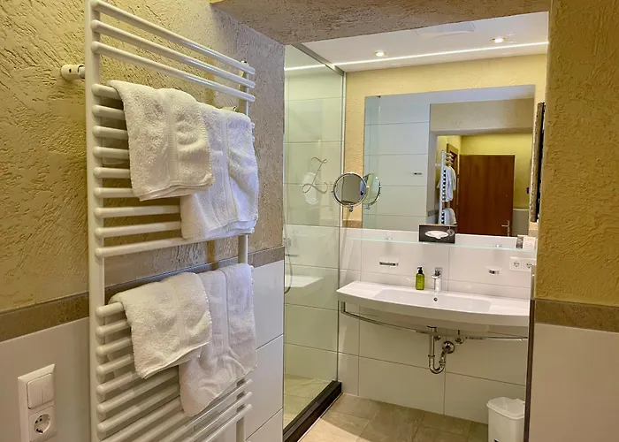 Hotel Garni Zerzer 4*